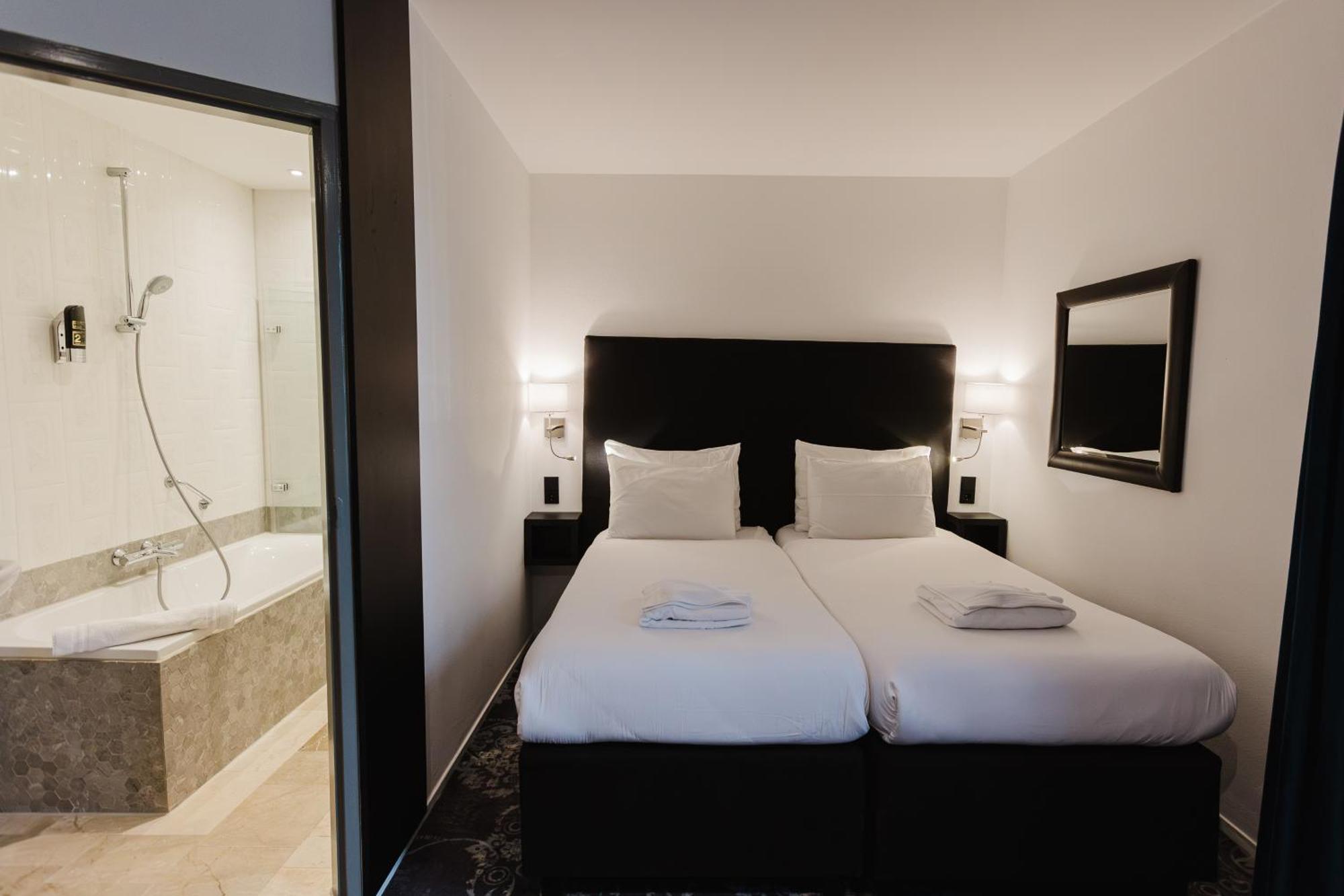 Atlas Hotel Валкенбург Экстерьер фото