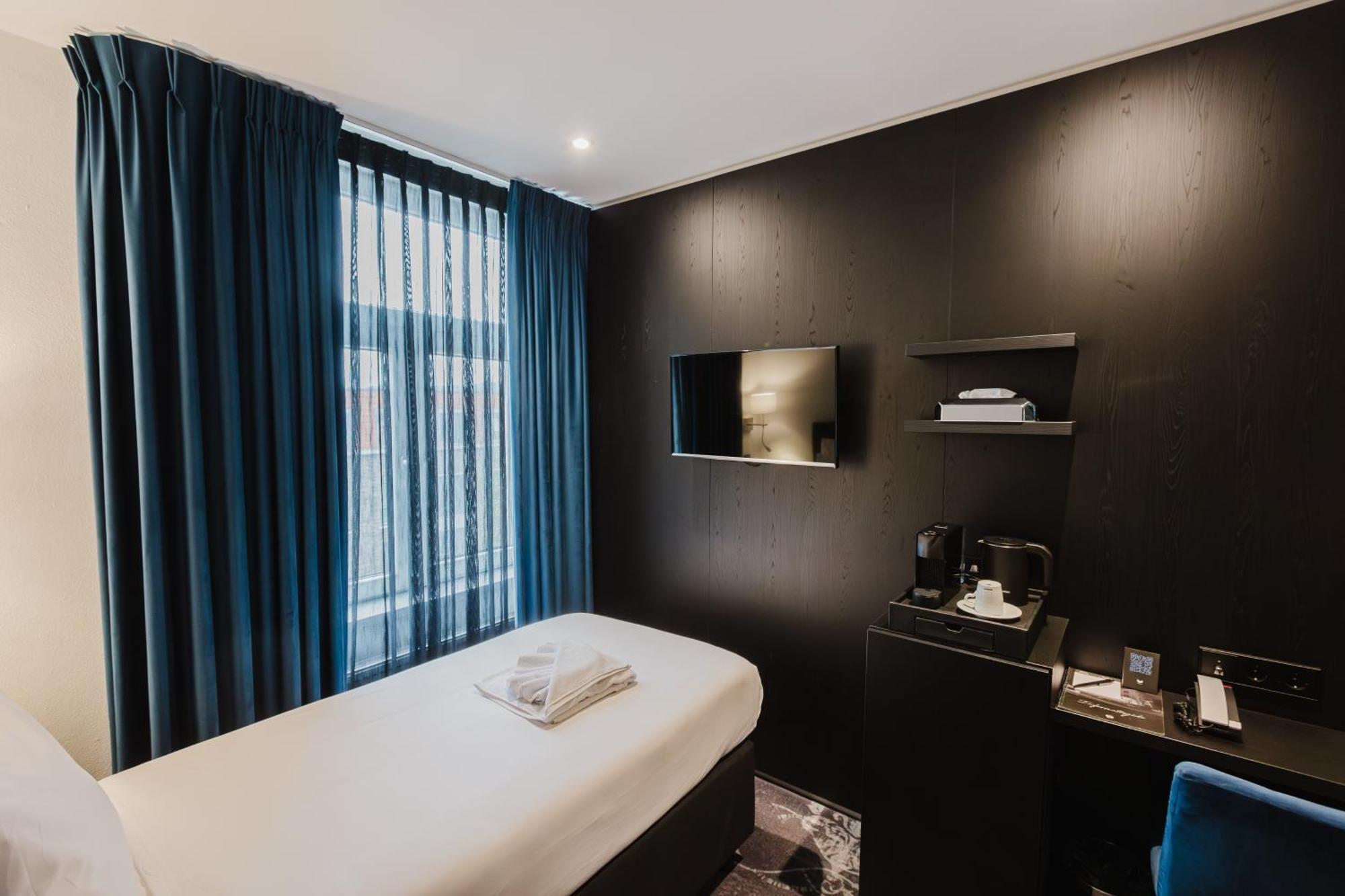 Atlas Hotel Валкенбург Экстерьер фото